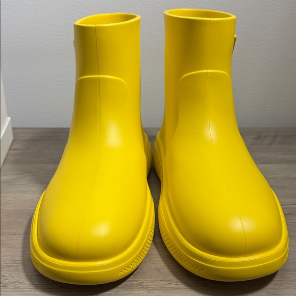 NIB PRADA RAIN BOOTS SZ 39 AUTHENTIC - Picture 2 of 7